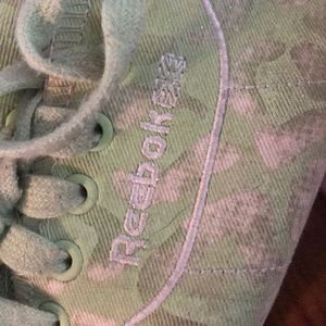 Green Leopard print low top sneakers